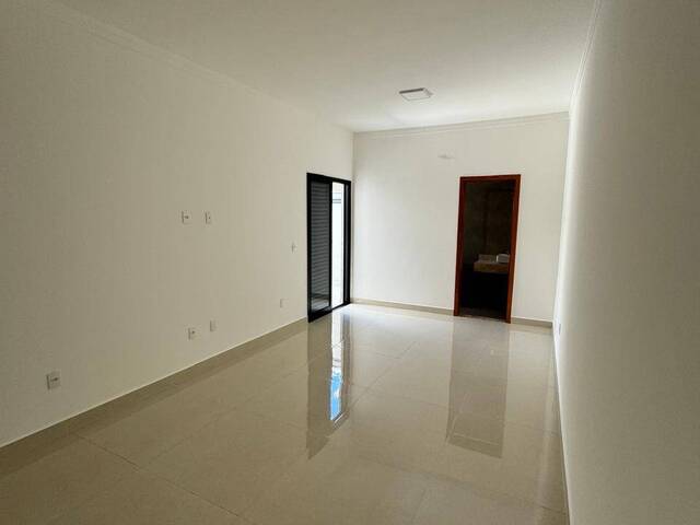 Casa em condomínio para Venda em Sorocaba - 2