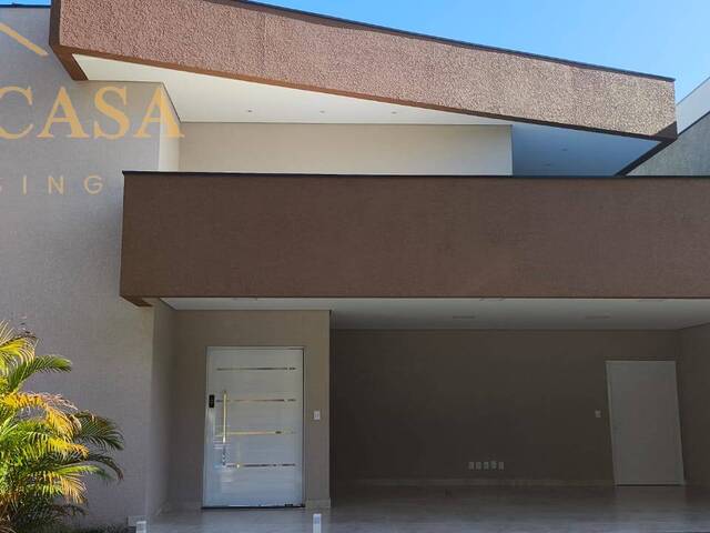 #256 - Casa em condomínio para Venda em Votorantim - SP