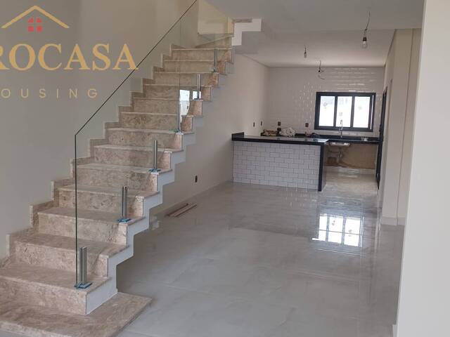 #261 - Casa em condomínio para Venda em Sorocaba - SP